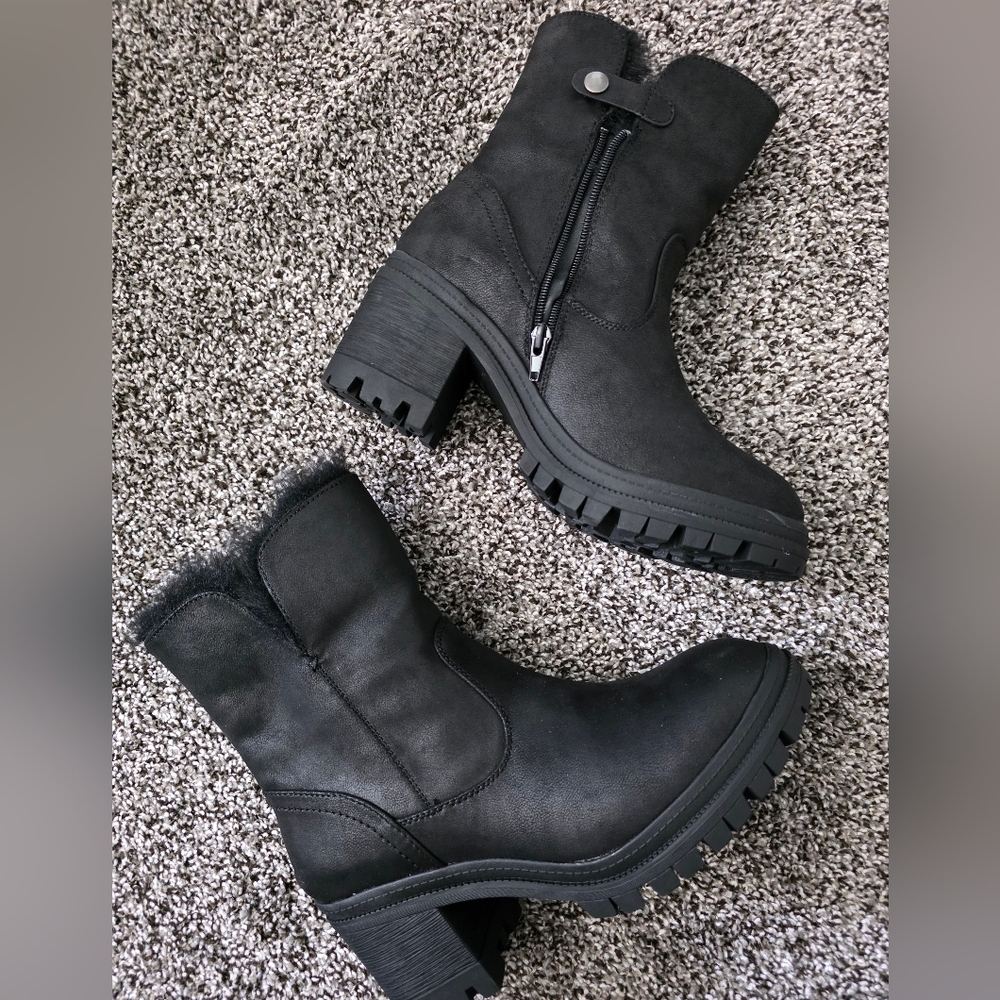 New!! Women's Black Ankle Boots